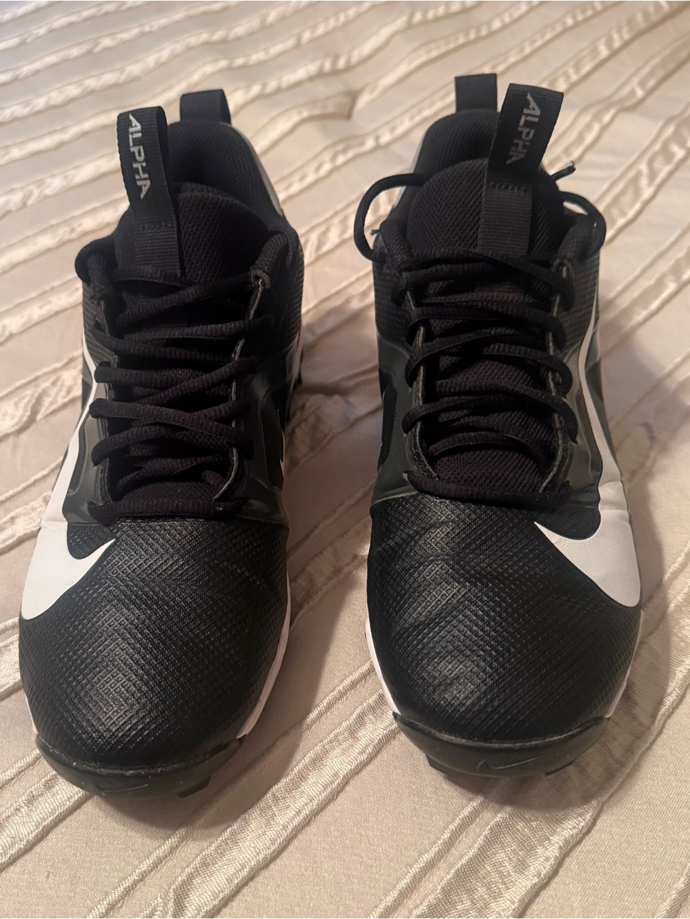 Nike Alpha Menace 4 Shark Football Cleats - Picture 3 of 5